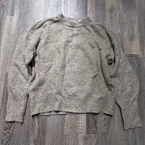 Women’s For The Republic Beige Knit Crewneck Sweater Size Medium